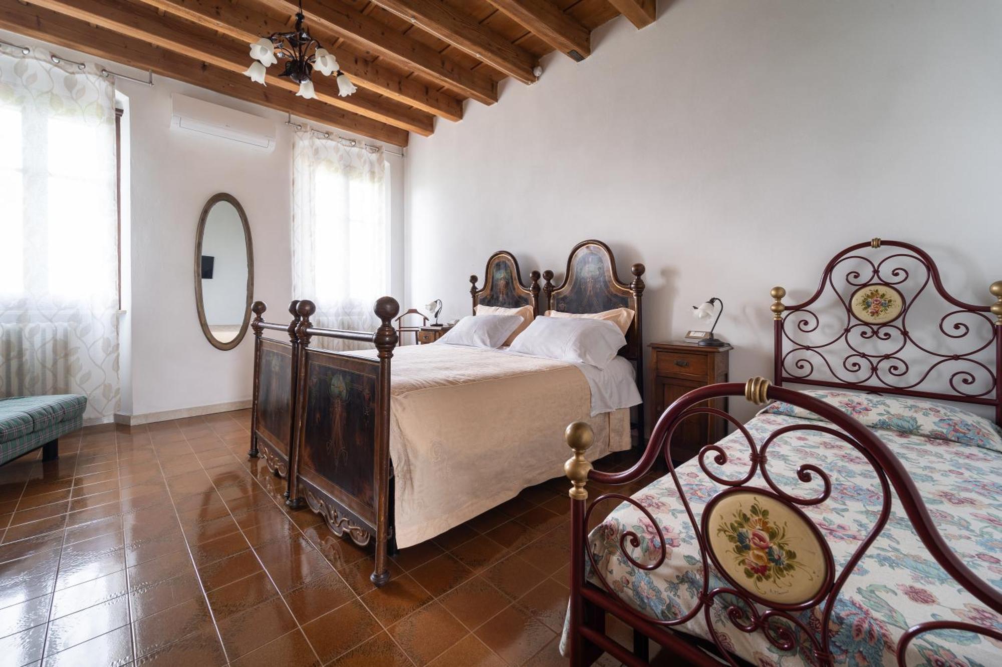 Holiday home Antico Stemma Corte Meneghella