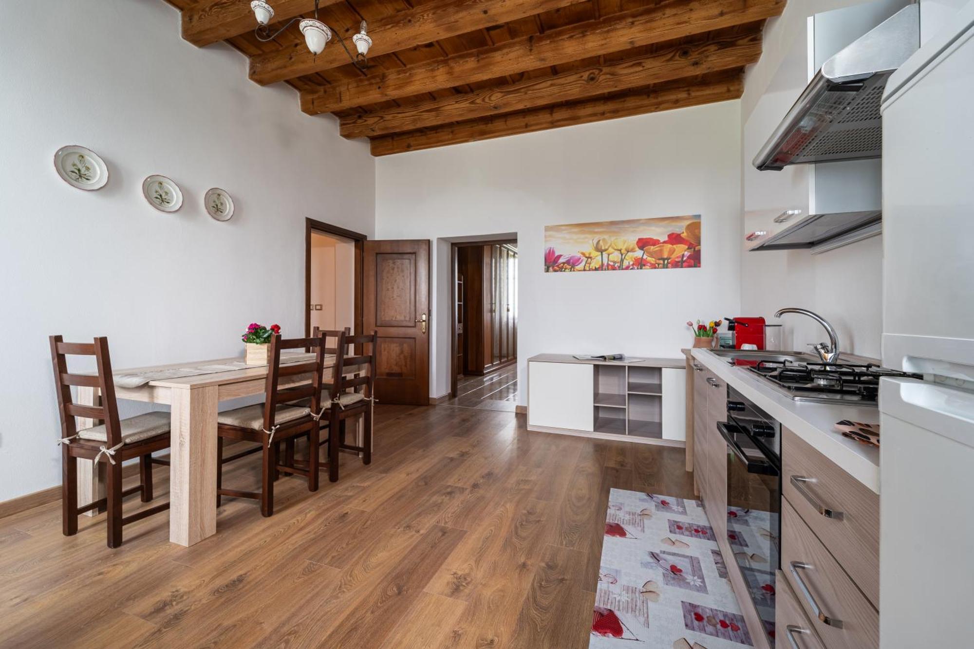 Holiday home Antico Stemma Corte Meneghella